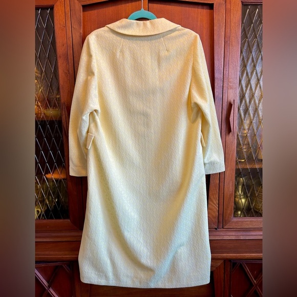 60/70s Vintage Pastel Yellow Spring Patterned Coat - Picture 6 of 8